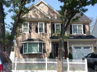 88 Crosstown Ave, West Roxbury, MA 02132