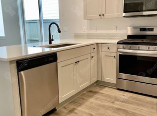 20725 SE Iron Horse Ln, Bend, OR 97702