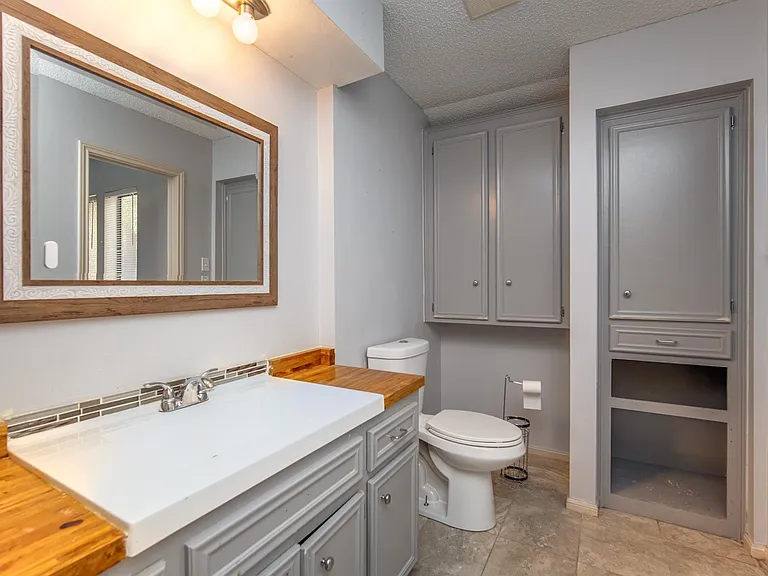 3927 Pleasant Valley Dr — Photo 40