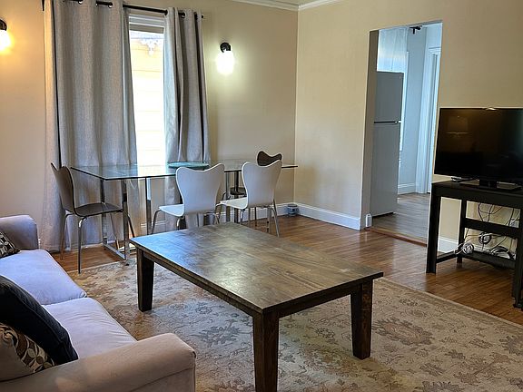 2nd image of 859 Olive Ave #1