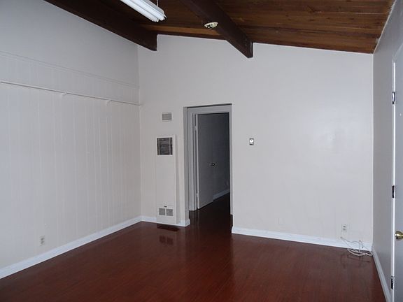 4th image of 1629 Del Mar Ave APT 8