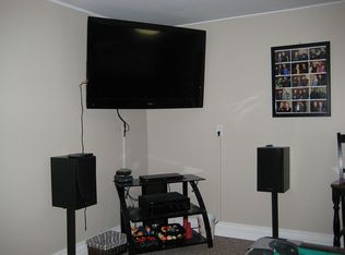 37 Cross Rd, Milton, NH 03851