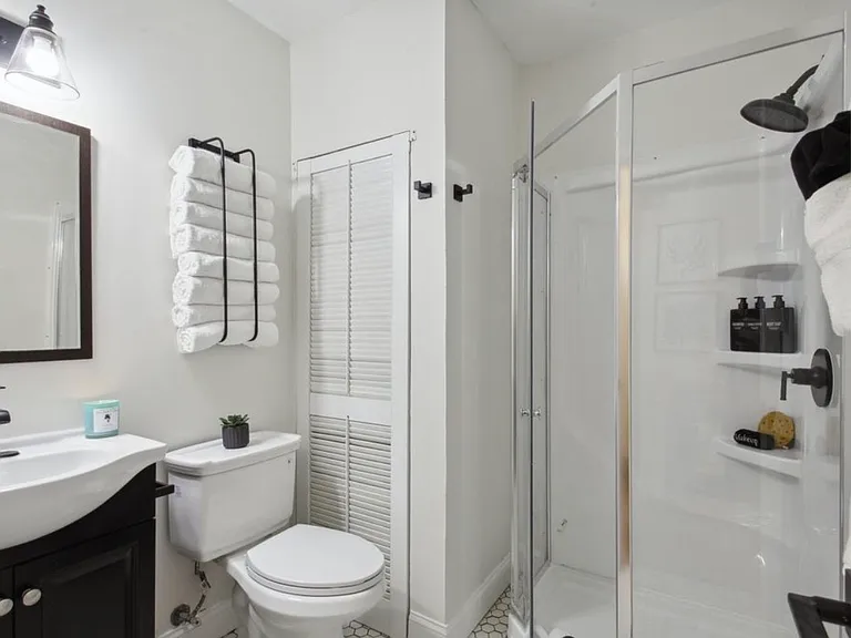 17 Bryan Wood Cir #B — Photo 6