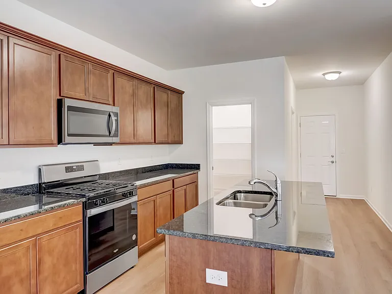 *This photo is a sample of the interior of this floor plan. Finishes may differ in actual home based on the selections.