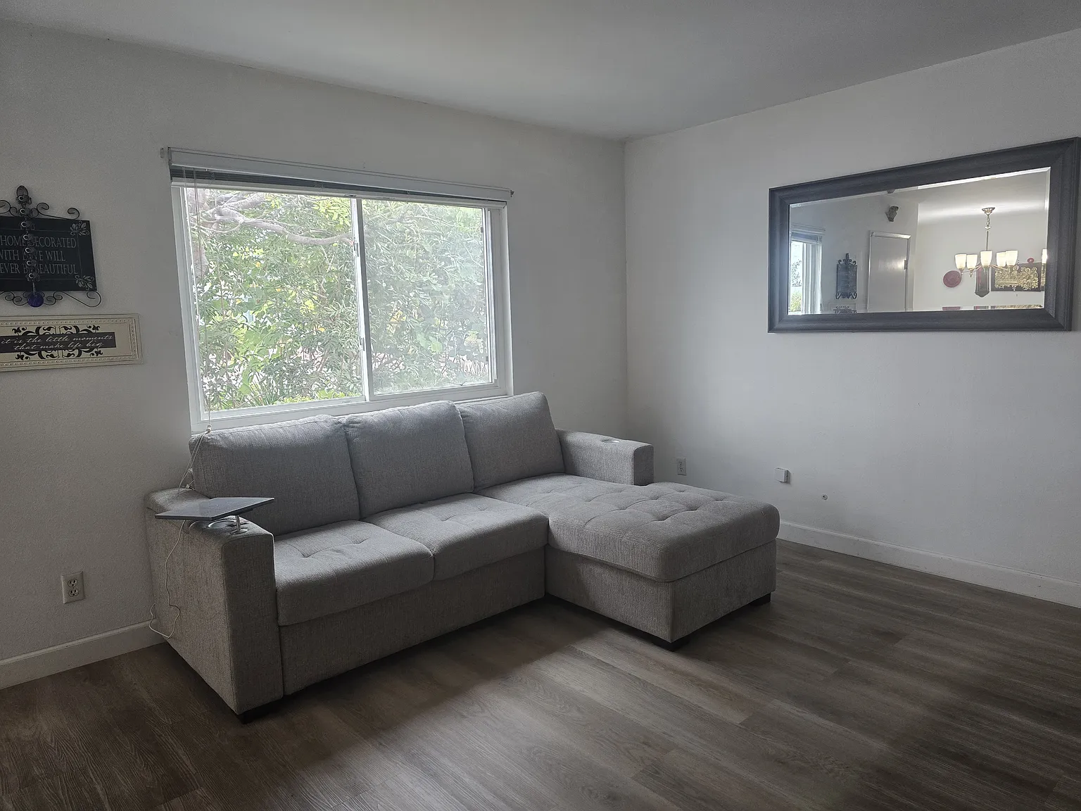 2 bed, 977 sqft, $2,995 — Photo 1