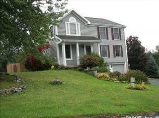 8098 Verbeck Dr, Manlius, NY 13104