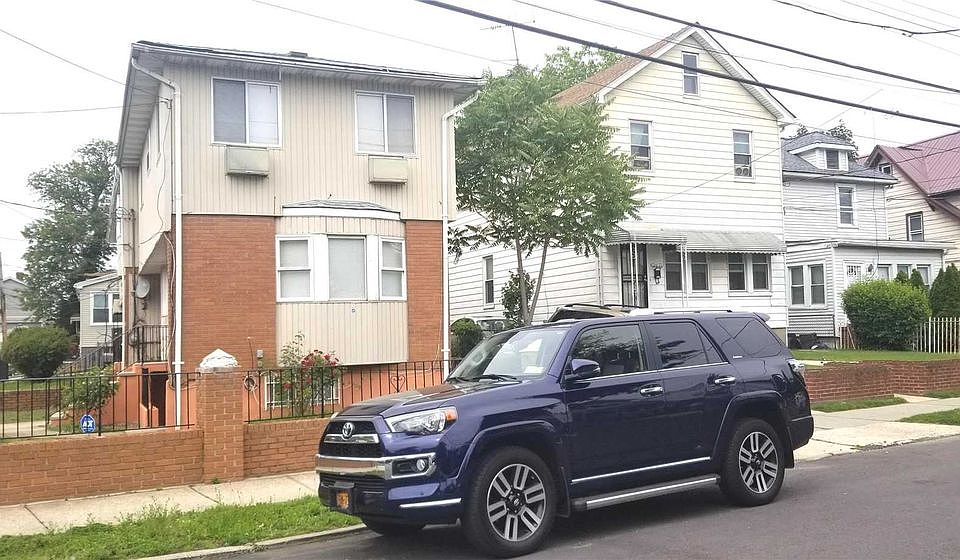 1st image of 10729 172nd St