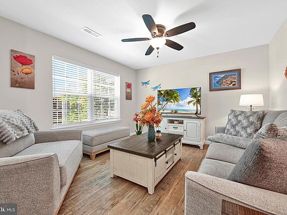 3rd image of 510 Byler Cir #U-0050