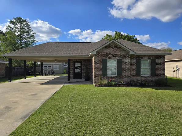 475 Broussard St, Breaux Bridge, LA 70517