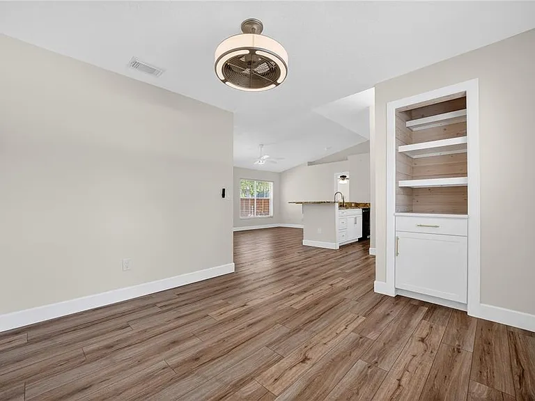 10748 Siena Dr — Photo 17