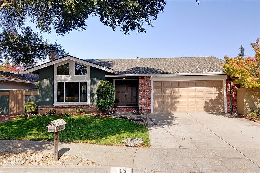 1st image of 105 Drakes Ct