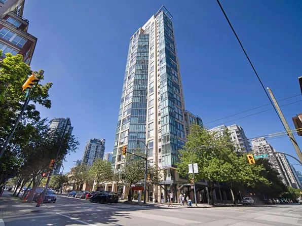 1155 Homer St #1105, Vancouver, BC V6B 5T5