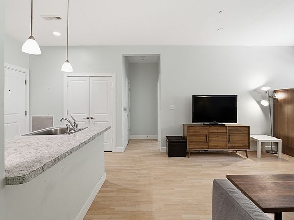 3rd image of 1501 Commonwealth Ave Unit 106