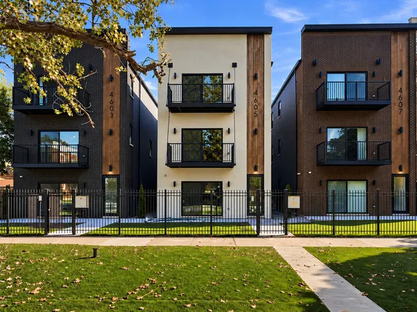 4607 S Prairie Ave #1, Chicago, IL 60653