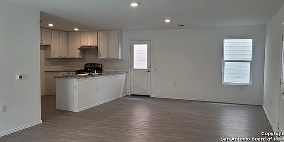 2nd image of 4443 Glades Way