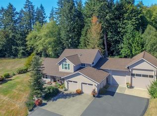 4033 Foxhall Dr NE, Olympia, WA 98516