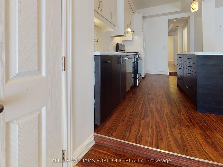 546 Eglinton Ave E #5 — Photo 7