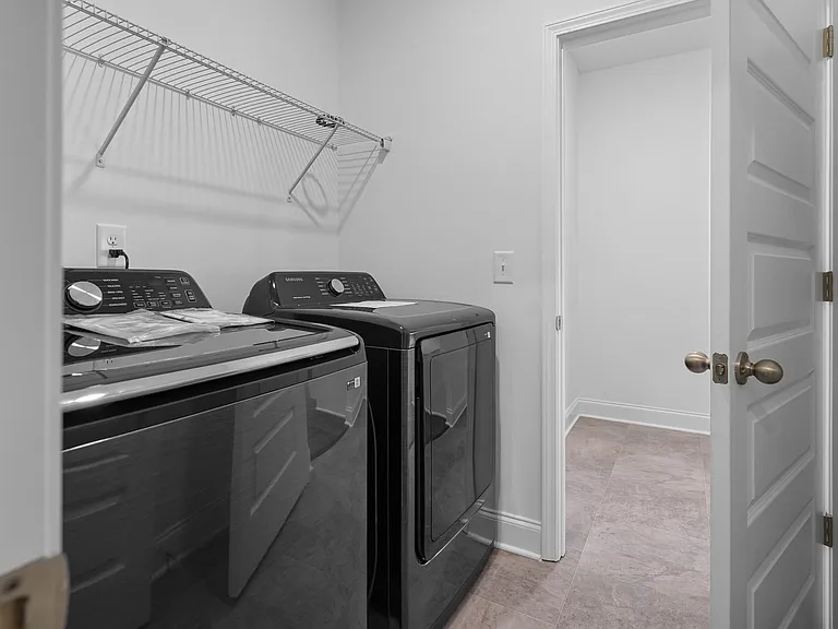 4925 Turquoise Ln — Photo 24