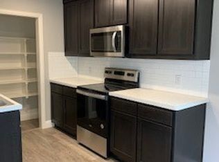 703 Globe Ave, Blue Mound, TX 76131