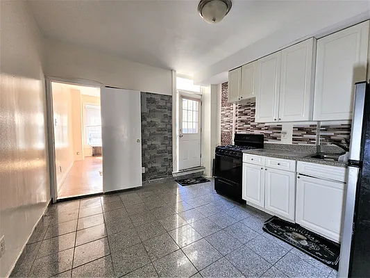 Rented by Ideal Properties Group | media 3