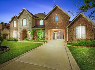 27 N Curly Willow Cir, Tomball, TX 77375