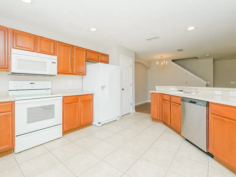 2438 Hibiscus Bay Ln — Photo 11