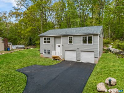 53 Sarah Drive, Uncasville, CT, 06382