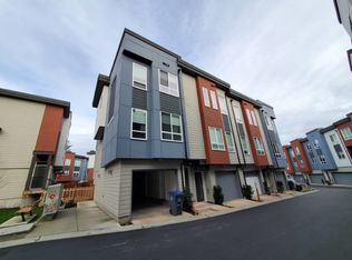 1670 160th St, Surrey, BC V4A 4X4