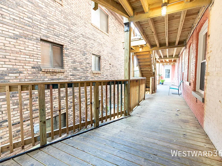 2424 W Fargo Ave #1 — Photo 8