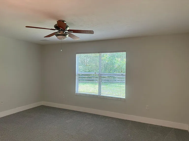 7614 SW 49th Pl — Photo 8