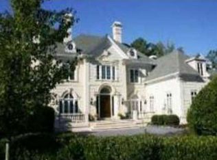 5705 Cross Gate Dr, Sandy Springs, GA 30327