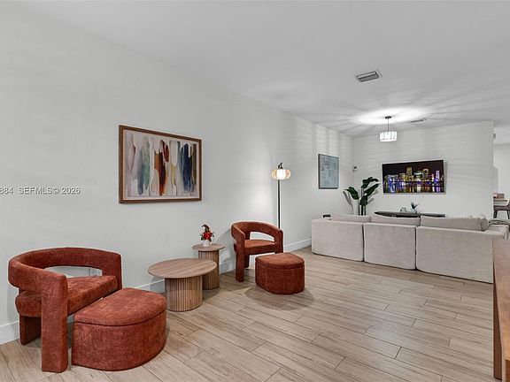 4th image of 11429 SW 253rd St