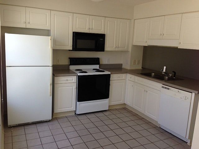 2nd image of 4910 Bridgers Rd #5