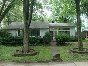 1st image of 347 Oakwood St