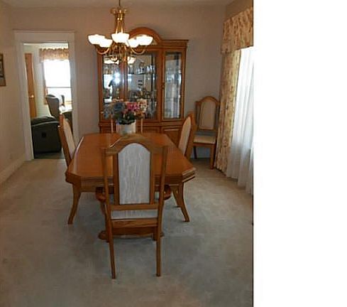 5th image of 197 Nassau Ave