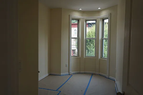 Rented by Brownstone Property Group | media 8
