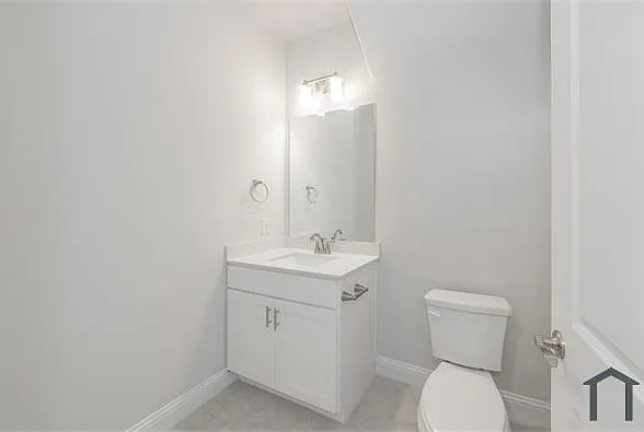 9609 Thorncrown Ln — Photo 29