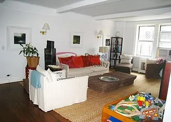 Rented by Rachel Realty