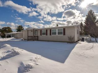 10231 Tennessee St, Oscoda, MI 48750