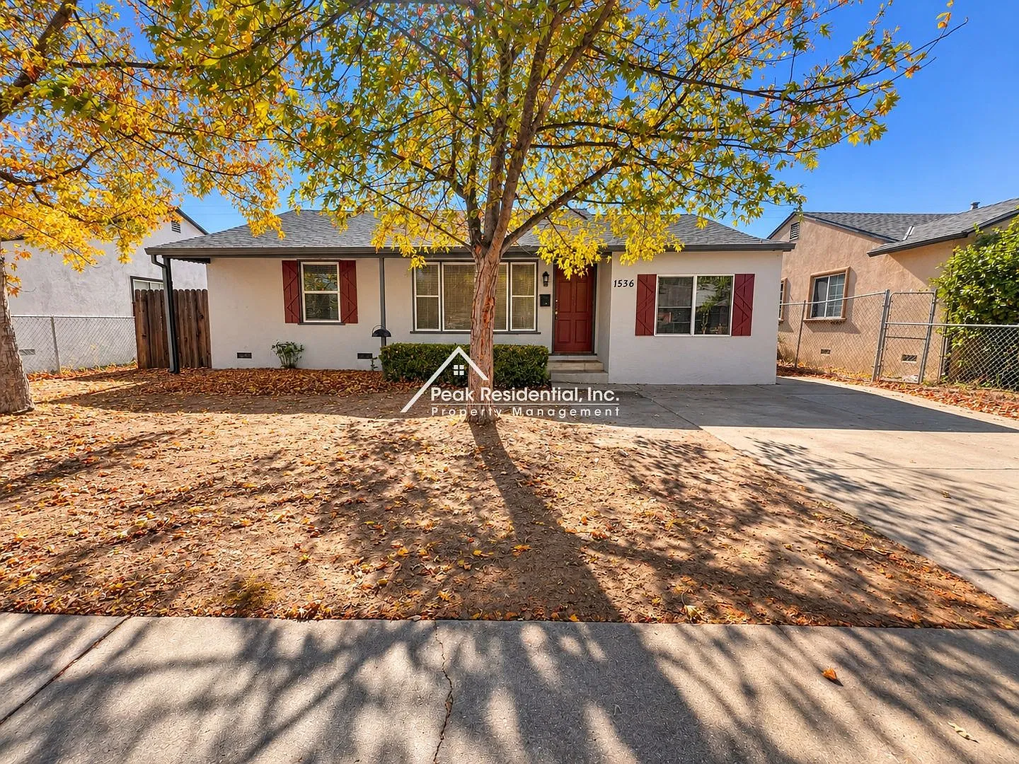 Wonderful Updated 3bd/1ba Home with Large Backyard — Photo 1