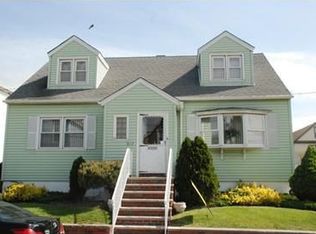 817 McGillvray Pl, Linden, NJ 07036