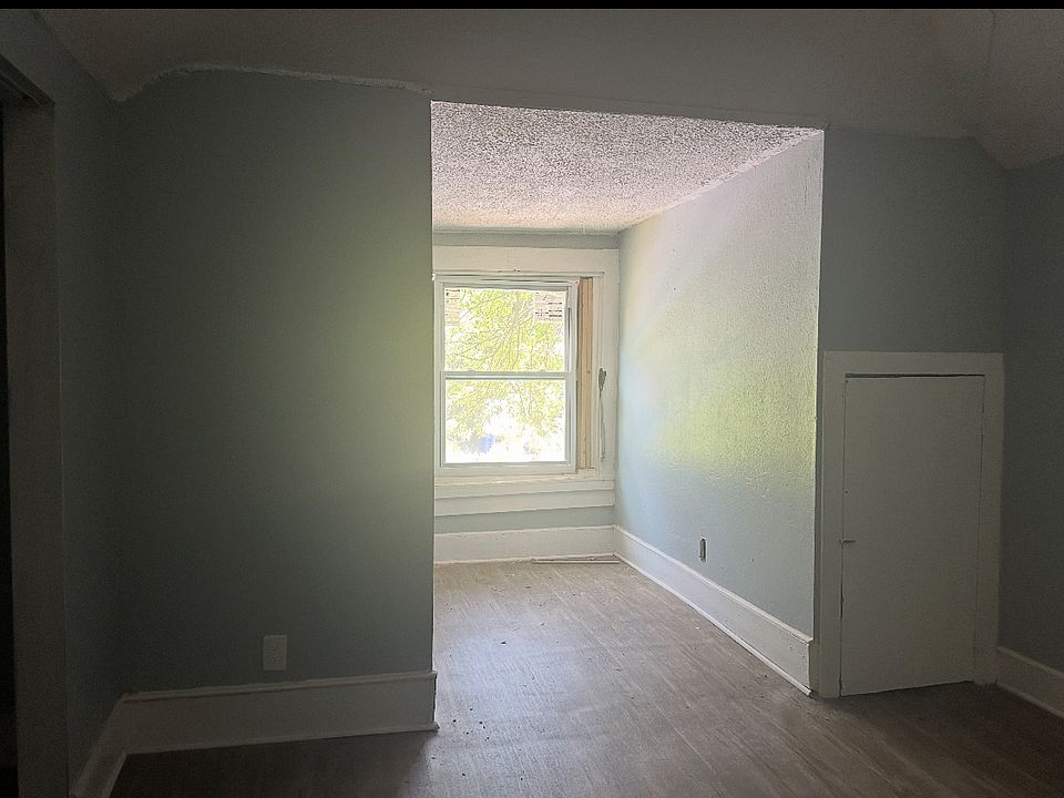 2nd image of 343 Cairo St NW