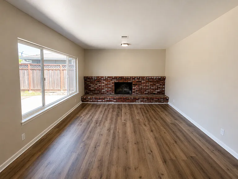 4953 Omar St — Photo 7