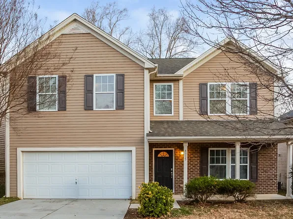 4315 Houldsworth Dr, Charlotte, NC 28213