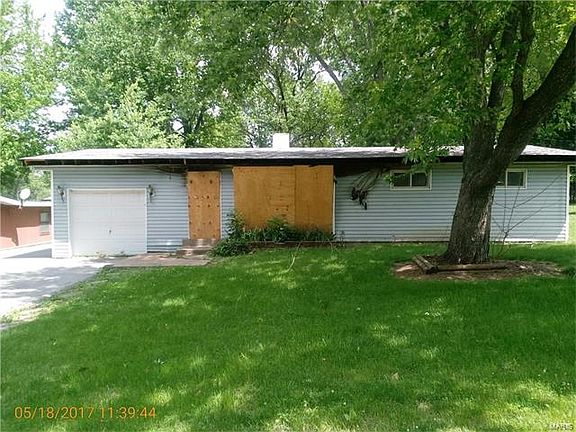 2nd image of 1135 Lakeview Ave