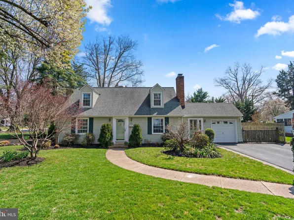 101 Hollyberry Rd, Severna Park, MD 21146