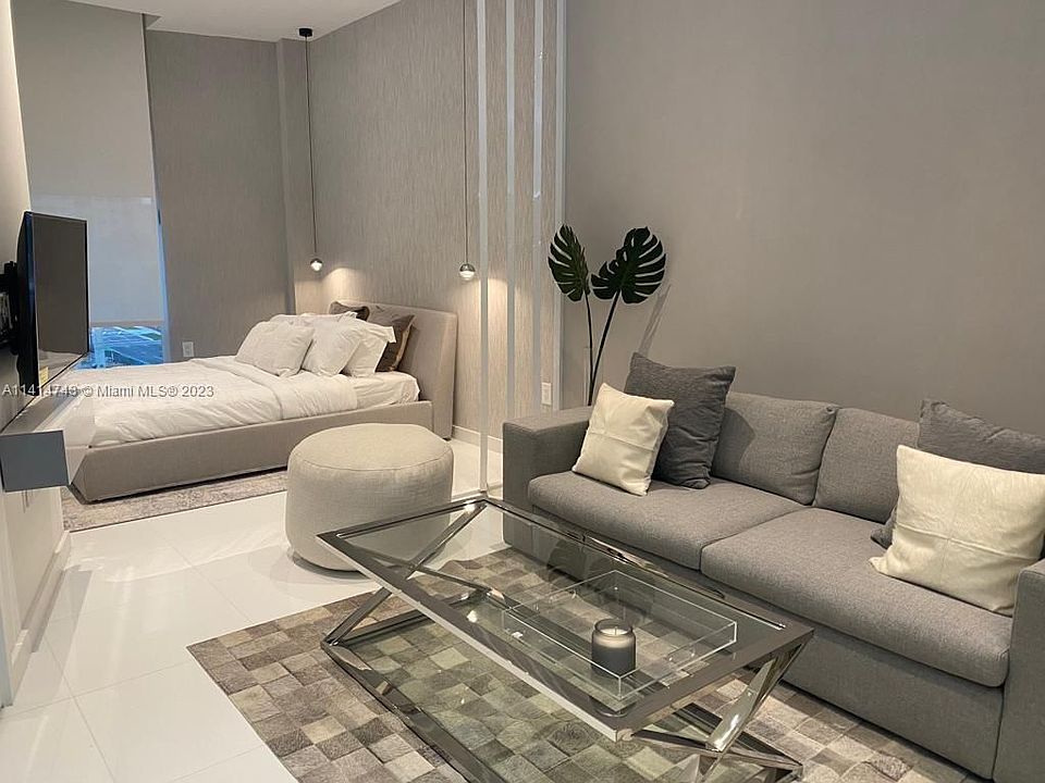 1st image of 851 NE 1st Ave #508
