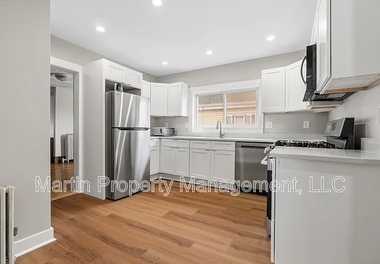 42-44 Whitman St #2 — Photo 5