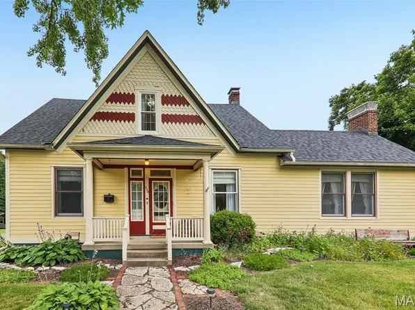 320 N Jefferson St, Trenton, IL 62293