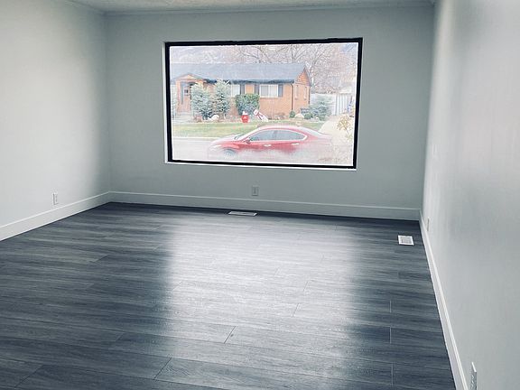 4th image of 1016 S 400 W
